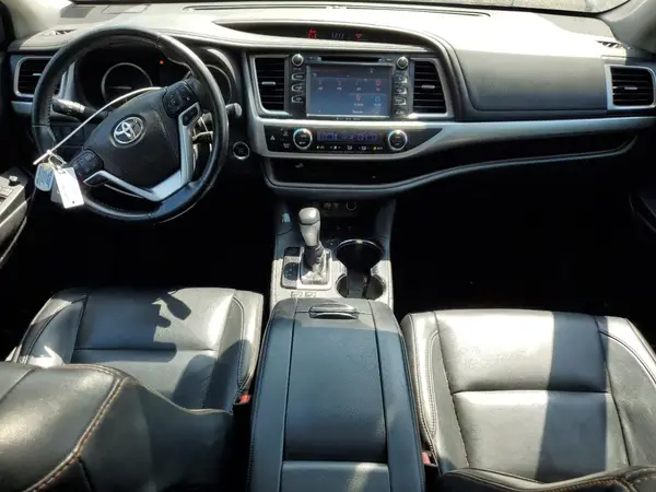 5TDJZRFHXHS442627 2017 TOYOTA HIGHLANDER - Image 8