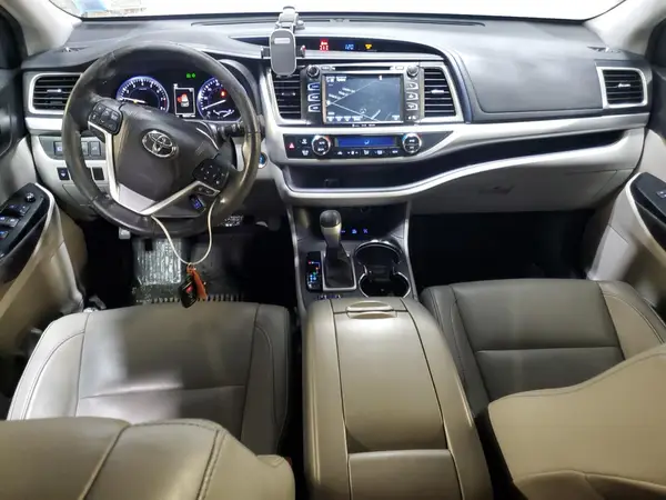 5TDJZRFHXHS450811 2017 TOYOTA HIGHLANDER - Image 8