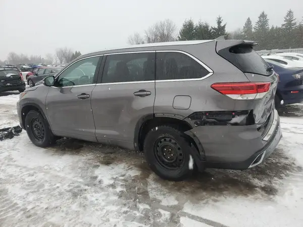 5TDJZRFHXHS463834 2017 TOYOTA HIGHLANDER - Image 2