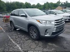 5TDJZRFHXHS470606 2017 TOYOTA HIGHLANDER