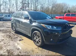 5TDJZRFHXHS516015 2017 TOYOTA HIGHLANDER