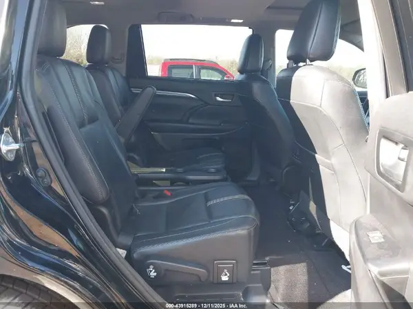 5TDJZRFHXHS516015 2017 TOYOTA HIGHLANDER - Image 8