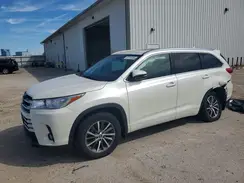 5TDJZRFHXHS520176 2017 TOYOTA HIGHLANDER