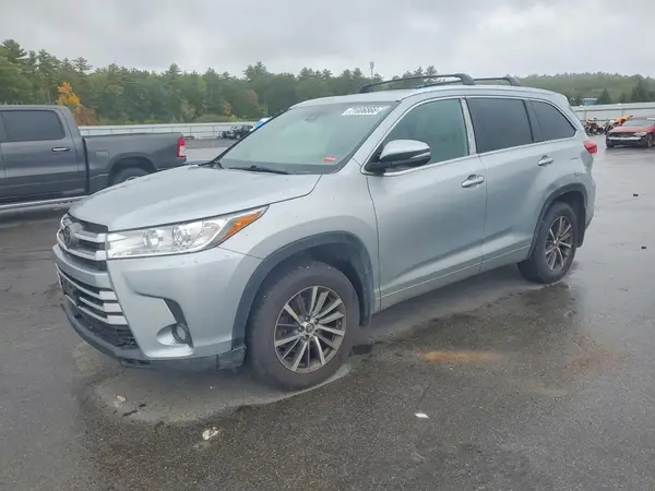 5TDJZRFHXJS499545 2018 TOYOTA HIGHLANDER - Image 1