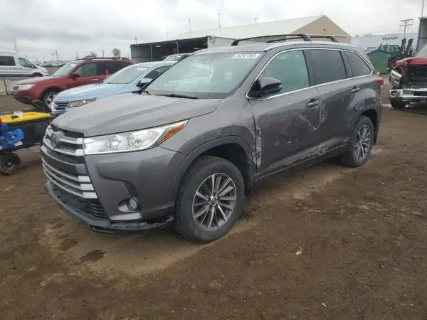 5TDJZRFHXJS541874 2018 TOYOTA HIGHLANDER - Image 1