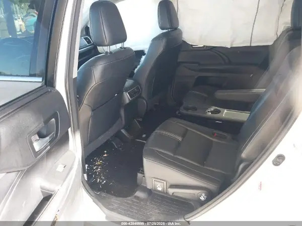 5TDJZRFHXJS547528 2018 TOYOTA HIGHLANDER - Image 8
