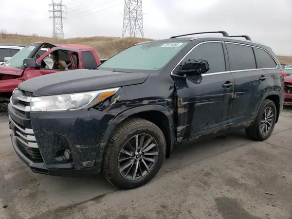 5TDJZRFHXJS552910 2018 TOYOTA HIGHLANDER - Image 1