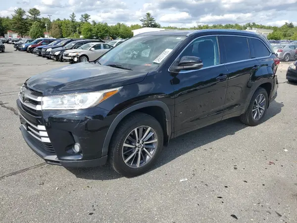 5TDJZRFHXJS555080 2018 TOYOTA HIGHLANDER - Image 1