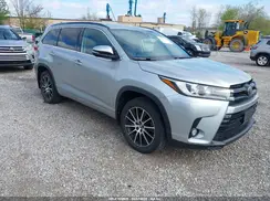 5TDJZRFHXJS800427 2018 TOYOTA HIGHLANDER