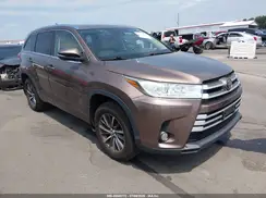 5TDJZRFHXJS801352 2018 TOYOTA HIGHLANDER