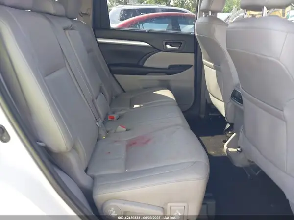 5TDJZRFHXJS808978 2018 TOYOTA HIGHLANDER - Image 8