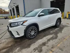 5TDJZRFHXJS820029 2018 TOYOTA HIGHLANDER