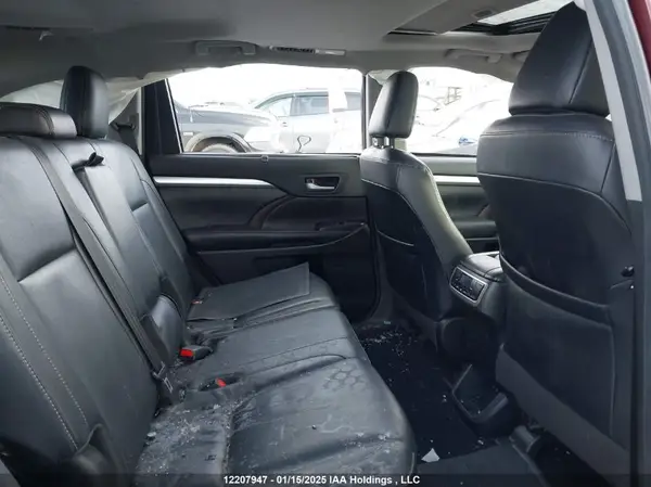 5TDJZRFHXJS826705 2018 TOYOTA HIGHLANDER - Image 8