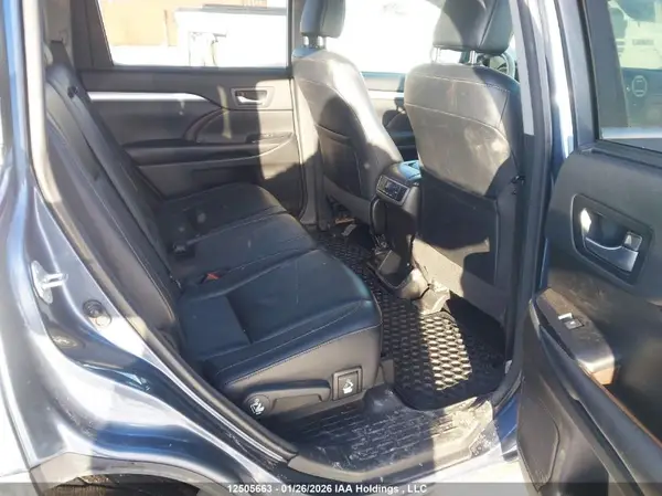 5TDJZRFHXJS840359 2018 TOYOTA HIGHLANDER - Image 8