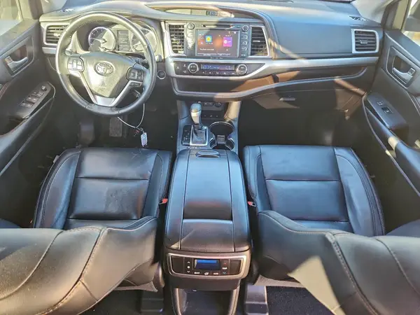 5TDJZRFHXJS850700 2018 TOYOTA HIGHLANDER - Image 8