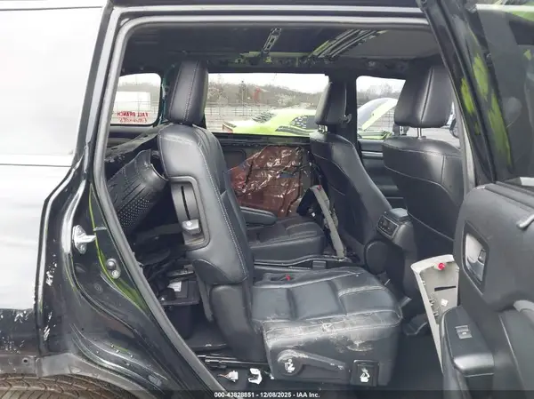 5TDJZRFHXJS850762 2018 TOYOTA HIGHLANDER - Image 8