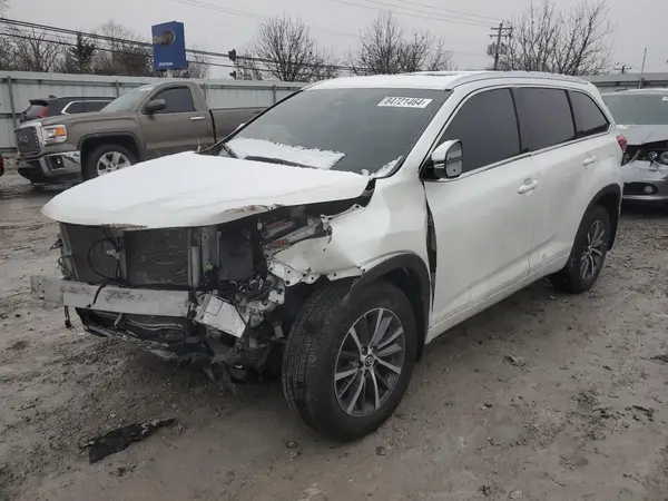 5TDJZRFHXJS857422 2018 TOYOTA HIGHLANDER - Image 1