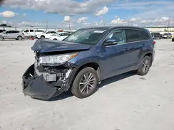 5TDJZRFHXJS857615 2018 TOYOTA HIGHLANDER
