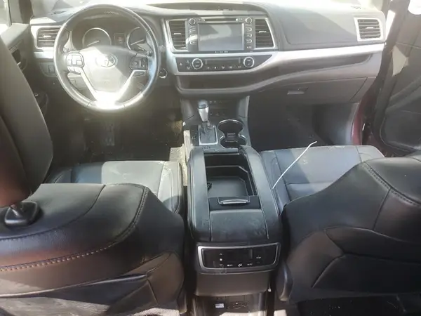 5TDJZRFHXJS870154 2018 TOYOTA HIGHLANDER - Image 8