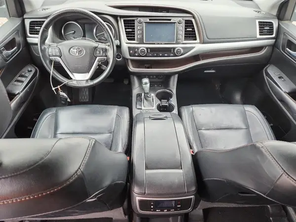 5TDJZRFHXJS872714 2018 TOYOTA HIGHLANDER - Image 8