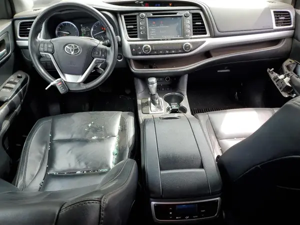 5TDJZRFHXJS908336 2018 TOYOTA HIGHLANDER - Image 8