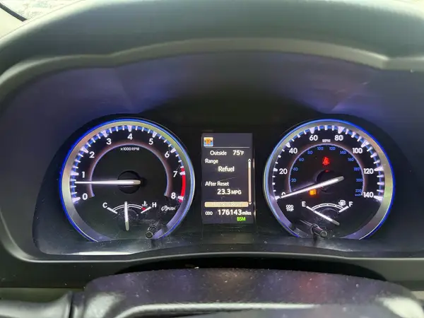 5TDJZRFHXKS564184 2019 TOYOTA HIGHLANDER - Image 8