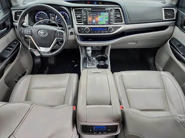 5TDJZRFHXKS564735 2019 TOYOTA HIGHLANDER - Image 8