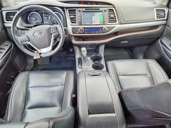 5TDJZRFHXKS567697 2019 TOYOTA HIGHLANDER - Image 8