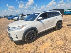 5TDJZRFHXKS569272 2019 TOYOTA HIGHLANDER