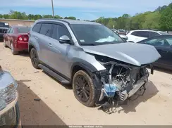 5TDJZRFHXKS570289 2019 TOYOTA HIGHLANDER