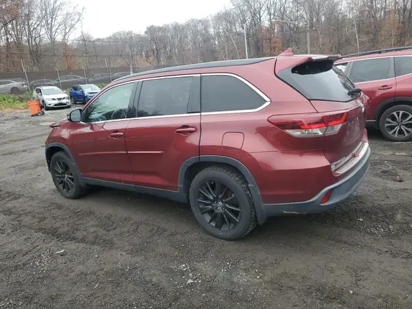 5TDJZRFHXKS580336 2019 TOYOTA HIGHLANDER - Image 2
