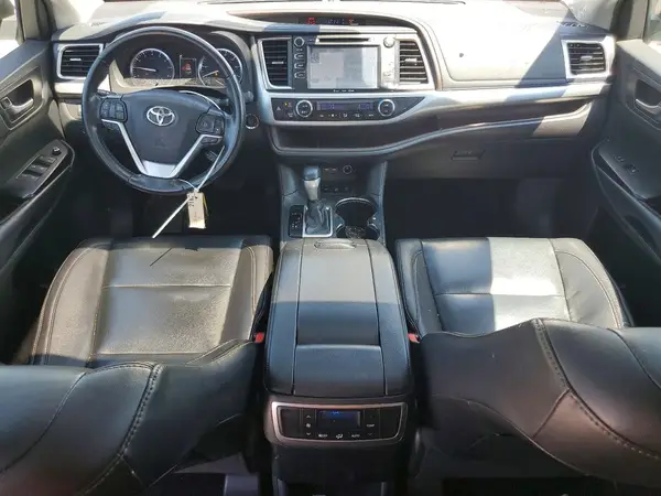 5TDJZRFHXKS581566 2019 TOYOTA HIGHLANDER - Image 8