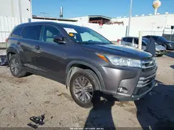 5TDJZRFHXKS585066 2019 TOYOTA HIGHLANDER