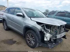 5TDJZRFHXKS593006 2019 TOYOTA HIGHLANDER