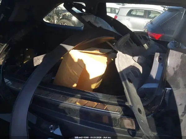 5TDJZRFHXKS594477 2019 TOYOTA HIGHLANDER - Image 8