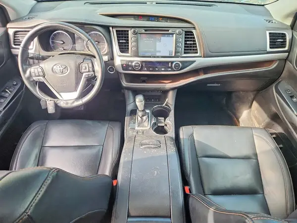 5TDJZRFHXKS597394 2019 TOYOTA HIGHLANDER - Image 8