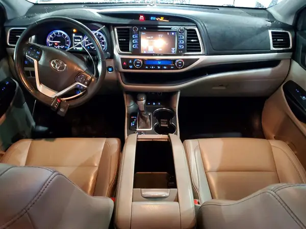 5TDJZRFHXKS600259 2019 TOYOTA HIGHLANDER - Image 8