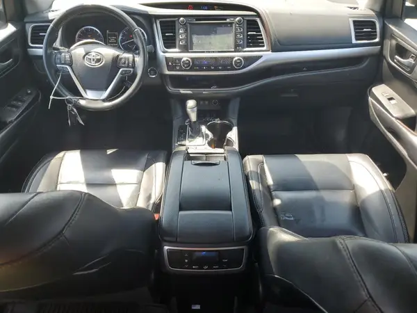 5TDJZRFHXKS603114 2019 TOYOTA HIGHLANDER - Image 8