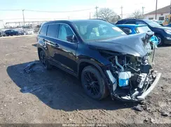 5TDJZRFHXKS606028 2019 TOYOTA HIGHLANDER