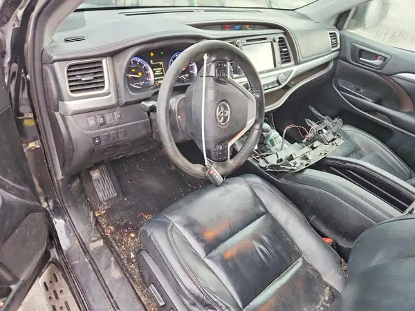 5TDJZRFHXKS607857 2019 TOYOTA HIGHLANDER - Image 8