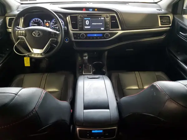 5TDJZRFHXKS609642 2019 TOYOTA HIGHLANDER - Image 8