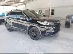 5TDJZRFHXKS615019 2019 TOYOTA HIGHLANDER