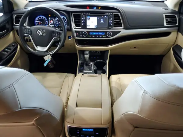 5TDJZRFHXKS618325 2019 TOYOTA HIGHLANDER - Image 8