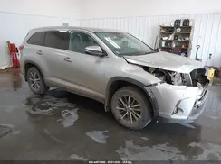 5TDJZRFHXKS713094 2019 TOYOTA HIGHLANDER