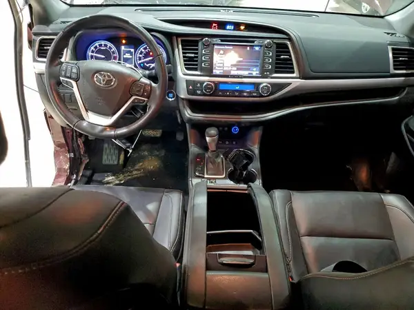 5TDJZRFHXKS725729 2019 TOYOTA HIGHLANDER - Image 8