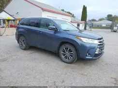 5TDJZRFHXKS739145 2019 TOYOTA HIGHLANDER