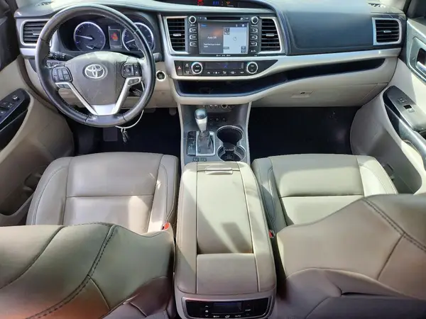 5TDJZRFHXKS918737 2019 TOYOTA HIGHLANDER - Image 8