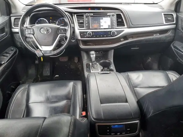 5TDJZRFHXKS940754 2019 TOYOTA HIGHLANDER - Image 8