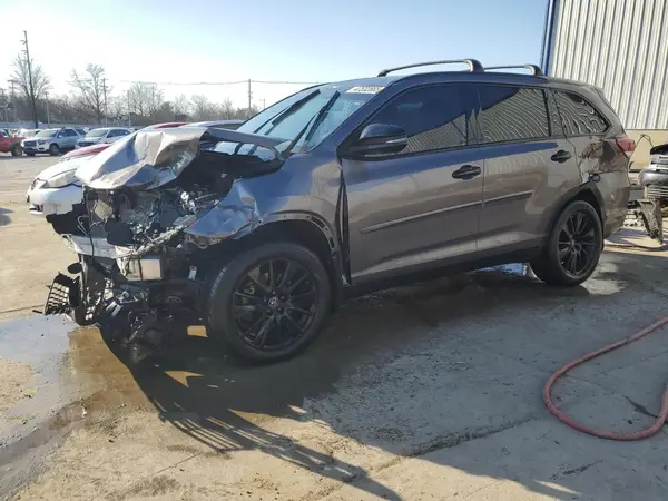 5TDJZRFHXKS972233 2019 TOYOTA HIGHLANDER - Image 1