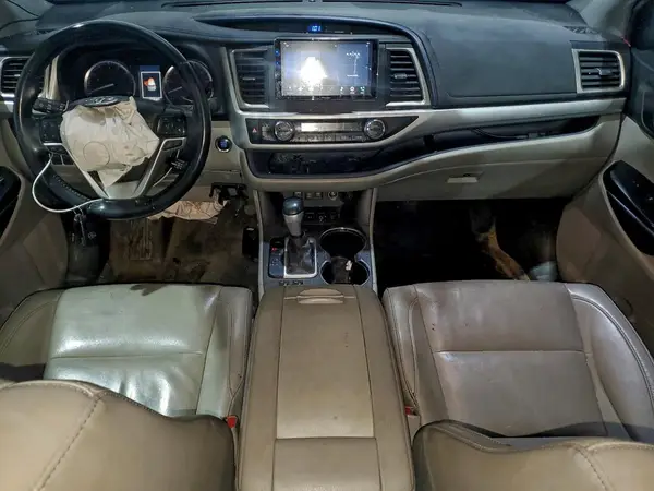 5TDJZRFHXKS982003 2019 TOYOTA HIGHLANDER - Image 8